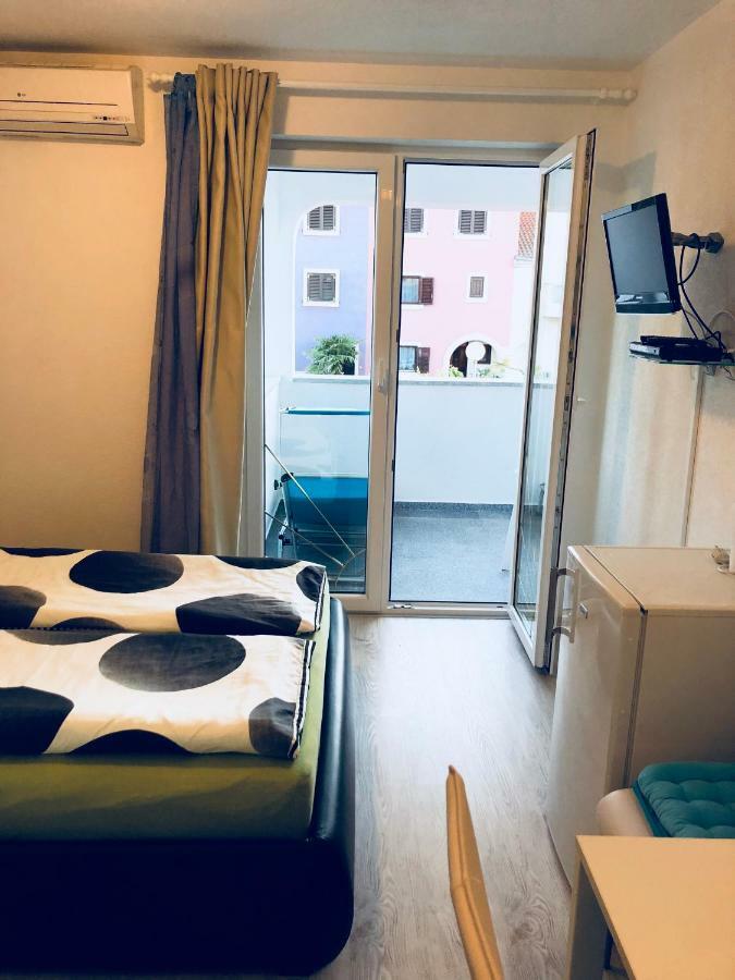 Guest House Jadro โรวีน ภายนอก รูปภาพ